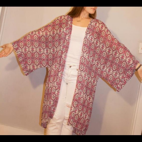 Paisley Mid Length Kimono - Picture 3 of 7